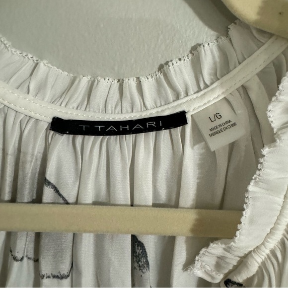 T Tahari White and Black Blouse - Picture 3 of 4